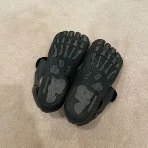 Fila Shoes Fila Skeleton Shoes Poshmark